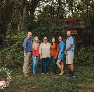 Meet your Posher, Robin